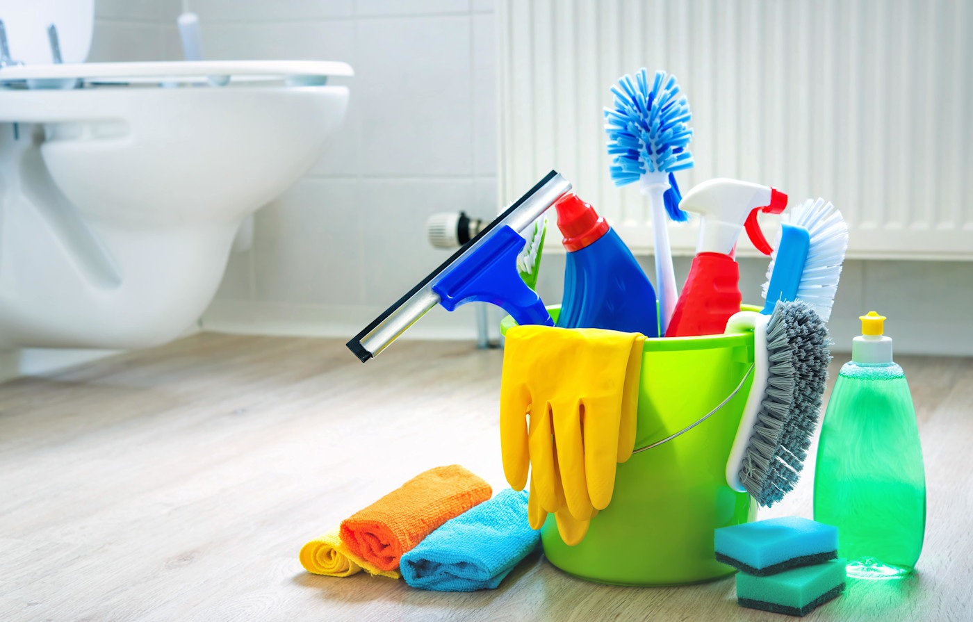 Bathroom Cleaning Hacks Using our Products !